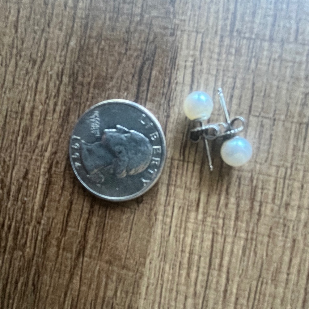 James Avery Pearl Stud Earrings